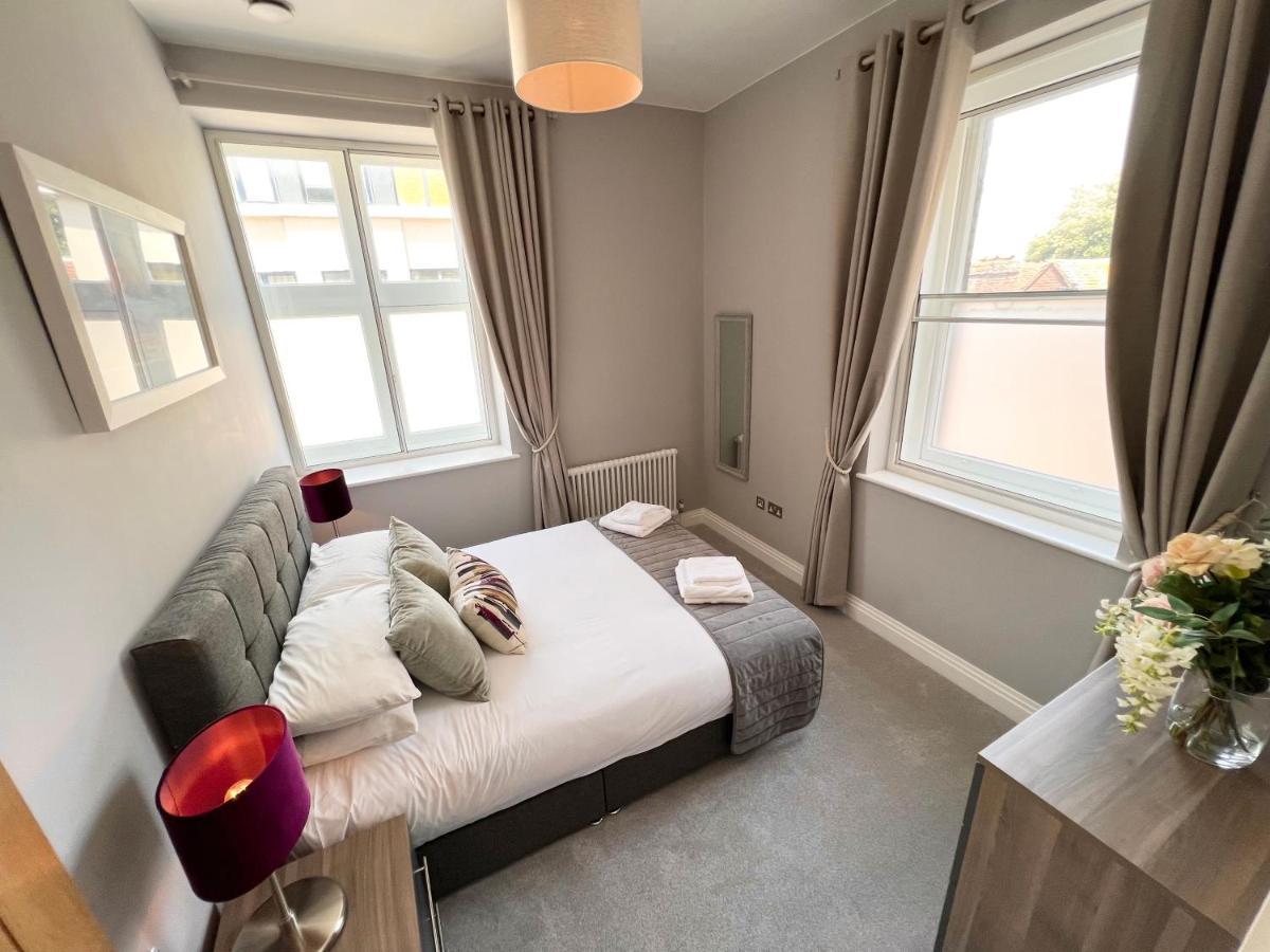 Urban Living'S - Windsor Castle Luxury Apartments Ngoại thất bức ảnh