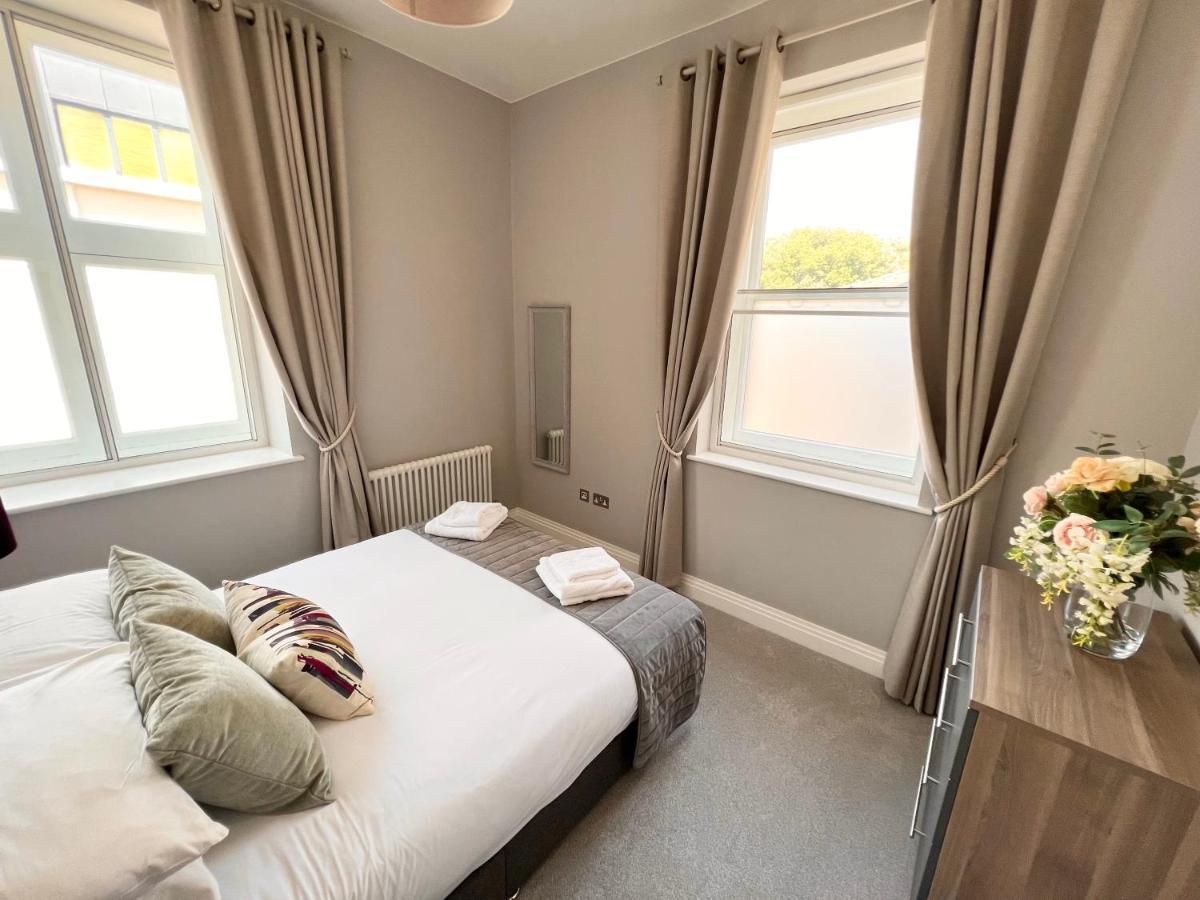 Urban Living'S - Windsor Castle Luxury Apartments Ngoại thất bức ảnh