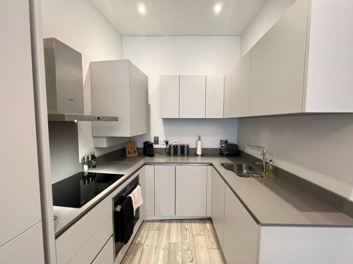 Urban Living'S - Windsor Castle Luxury Apartments Ngoại thất bức ảnh