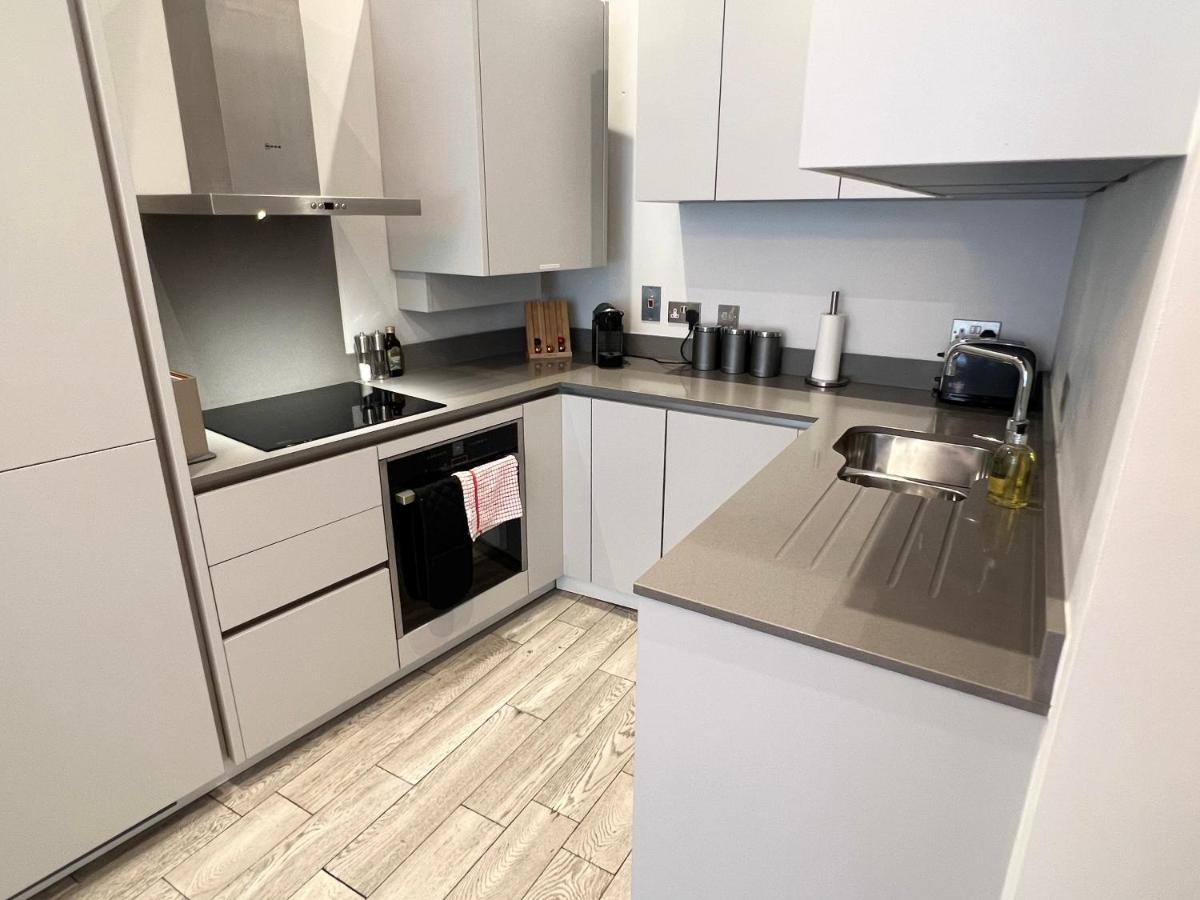 Urban Living'S - Windsor Castle Luxury Apartments Ngoại thất bức ảnh