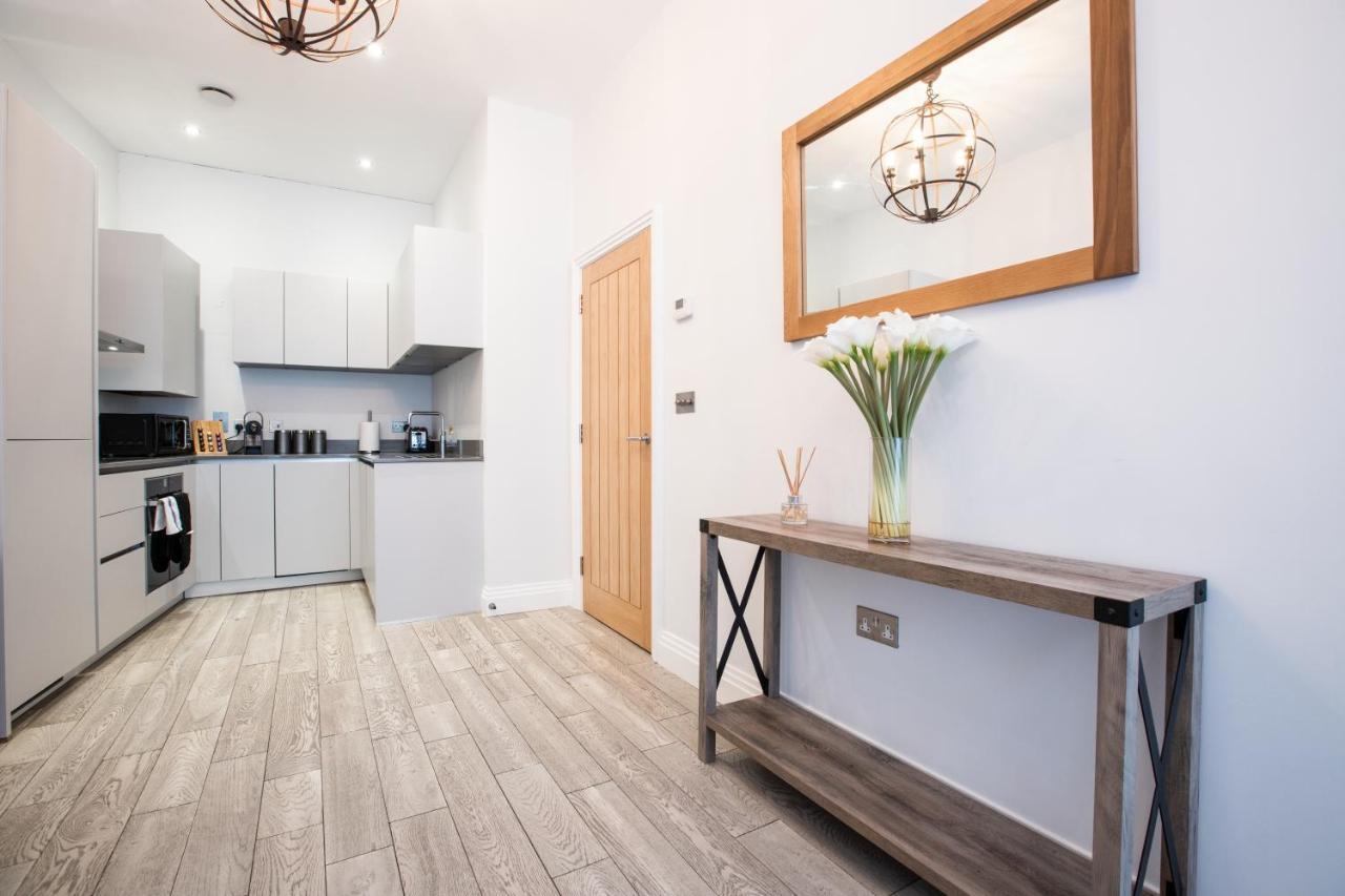 Urban Living'S - Windsor Castle Luxury Apartments Ngoại thất bức ảnh