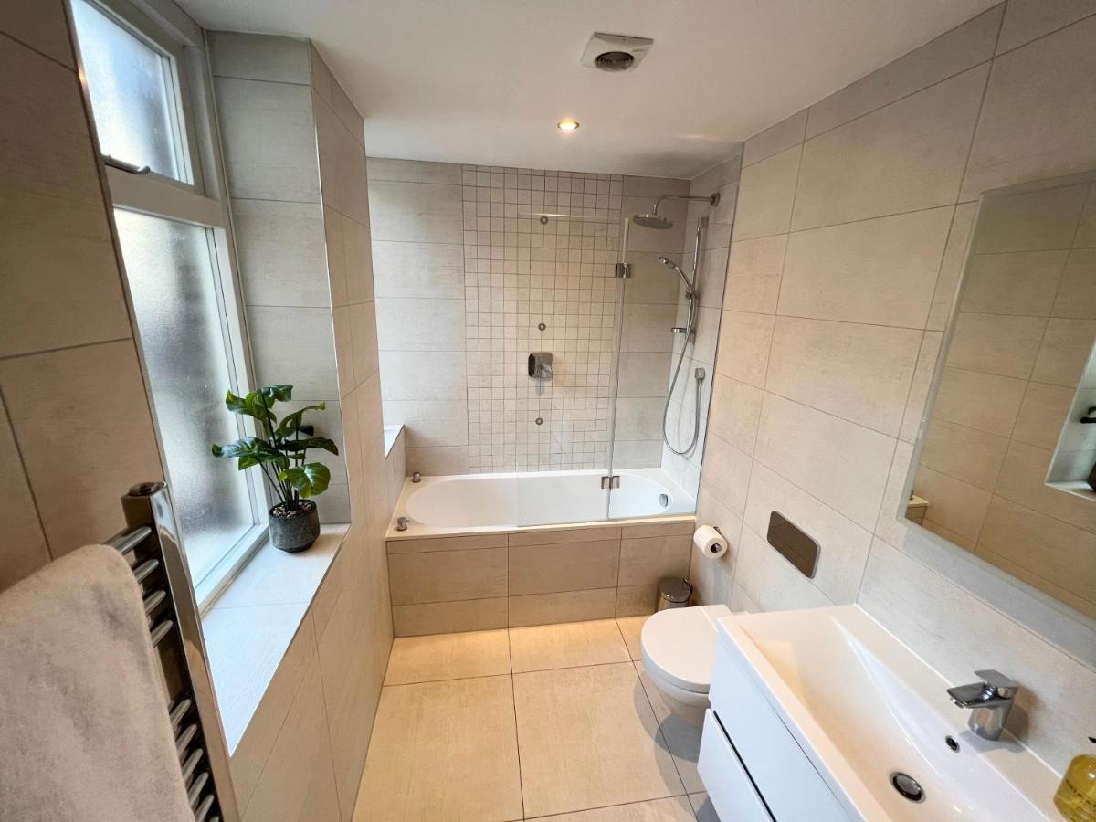 Urban Living'S - Windsor Castle Luxury Apartments Ngoại thất bức ảnh