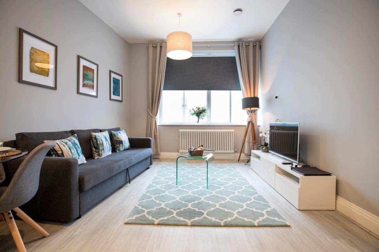 Urban Living'S - Windsor Castle Luxury Apartments Ngoại thất bức ảnh