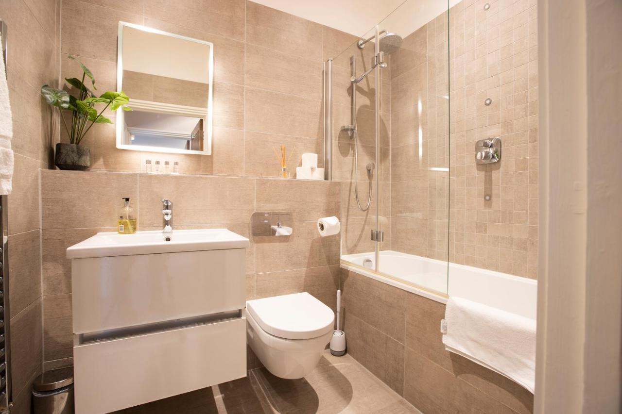 Urban Living'S - Windsor Castle Luxury Apartments Ngoại thất bức ảnh